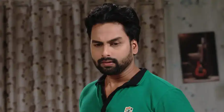 Sambhav's Grandmother Supports Vanshika - Suna Jhia