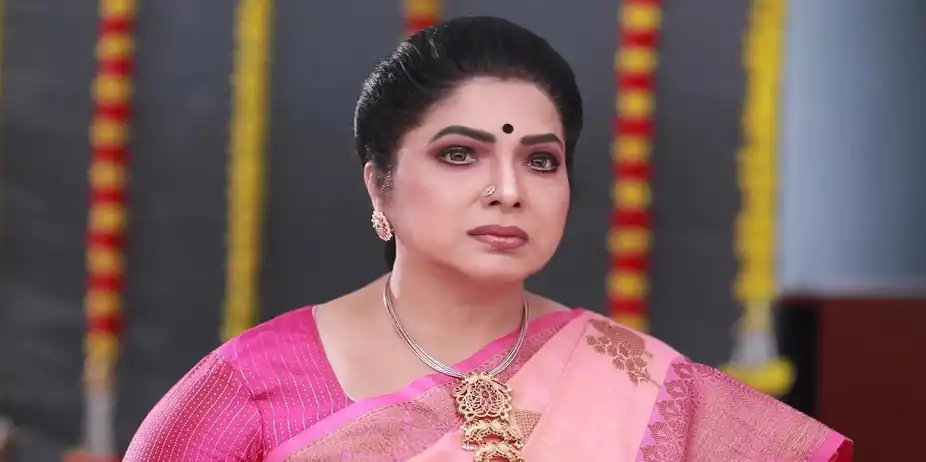Janakambal Learns about Prabhu's Good Nature - Varisu