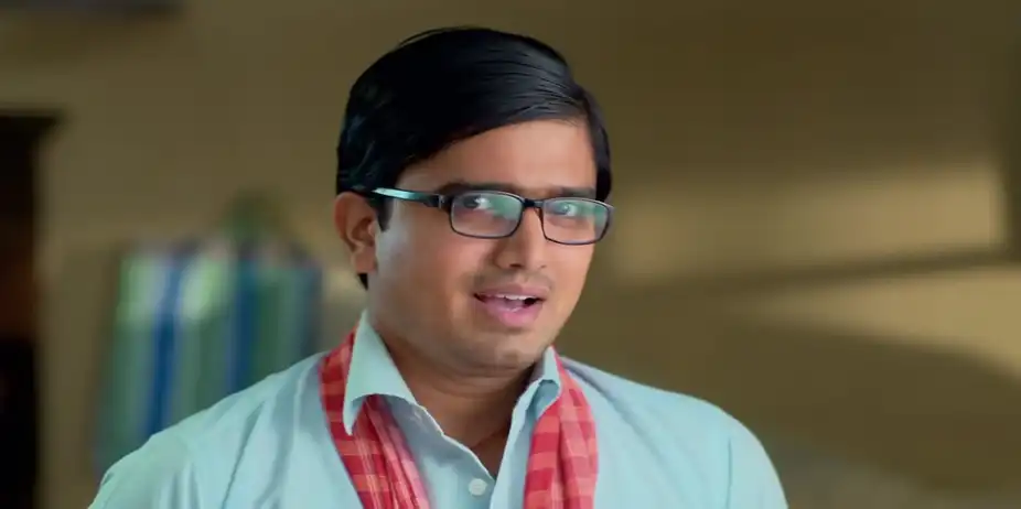 Kusum Updates Thammi about Ayushman - Kusum