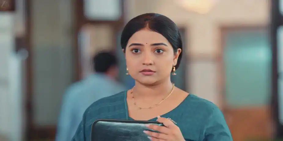 Veer Ignores Radhika - Lakshmi Nivas