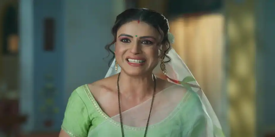 Maddy and Jeetu Lie to Rita and Geeta - Gharwali Pedwali