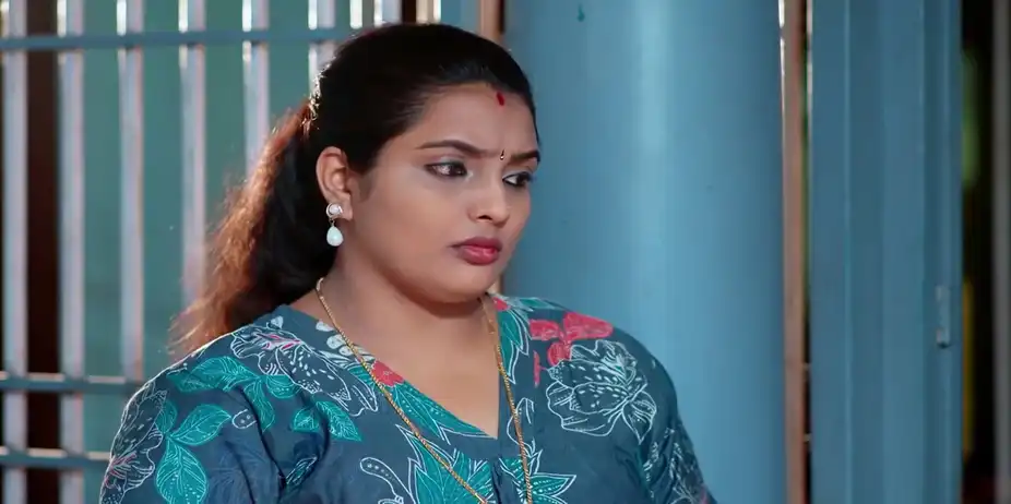 Rithika Boosts Venu's Confidence - Akale