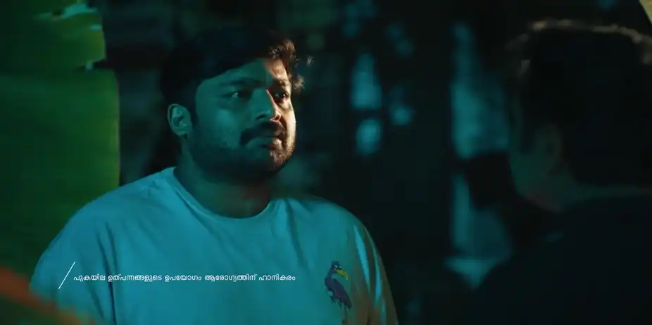 Prakash Provokes Manoj - Manathe Kottaram