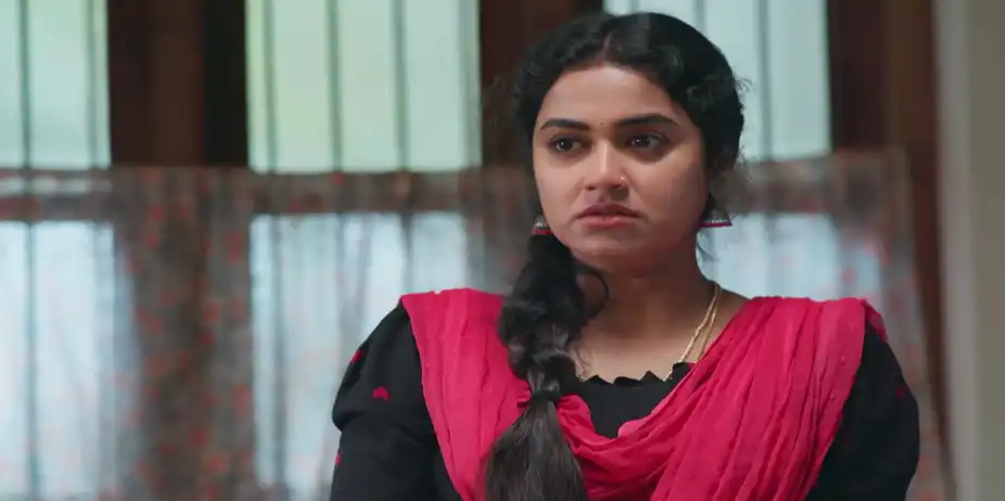 Kalpana Mocks Radhika - Snehapoorvam Shyama