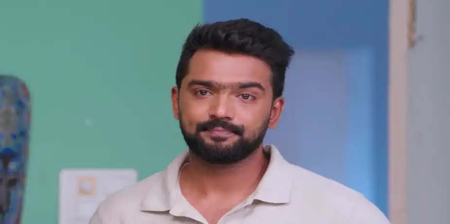Ayali and Siva Spot an Upset Cheziyan - Ayali