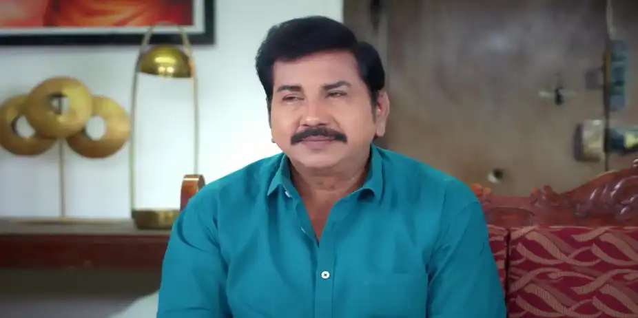 Rajarajan Calls Karthikeyan Home - Karthigai Deepam