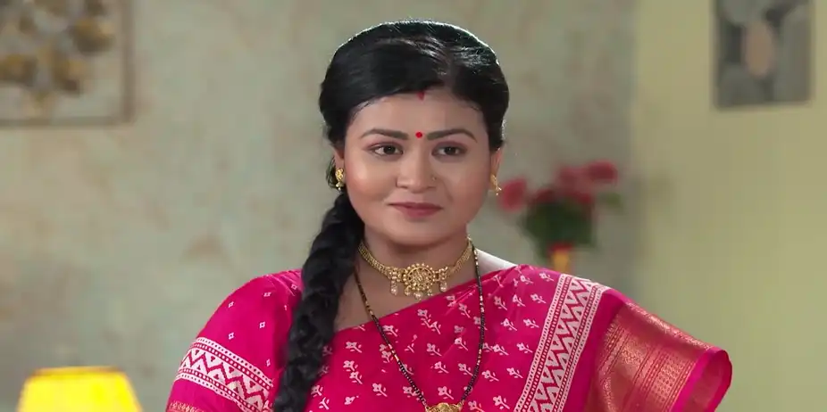 Meena Discusses Sriya - Tuma Bina