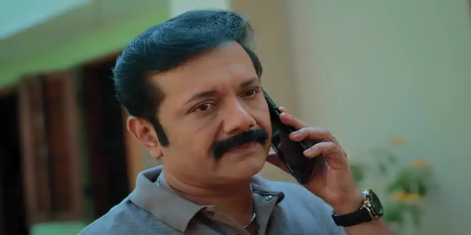 Prakash Sends Manoj's Video to Karunakaran - Manathe Kottaram
