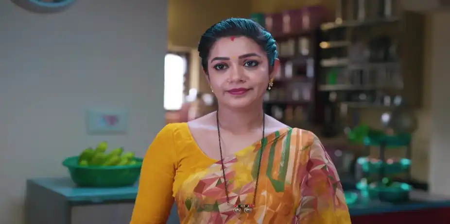 Goutham and Anand Meet the Arasanakote Family - Amruthadhaare