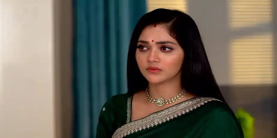 Rajlokshmi Confronts Arya - Chirodini Tumi Je Amar
