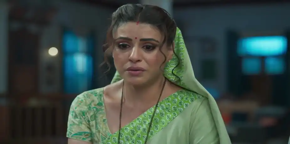 Ritika’s Claim about Saavi - Gharwali Pedwali
