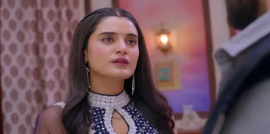 Reet Slaps Vikrant - Jaane Anjaane Hum Mile