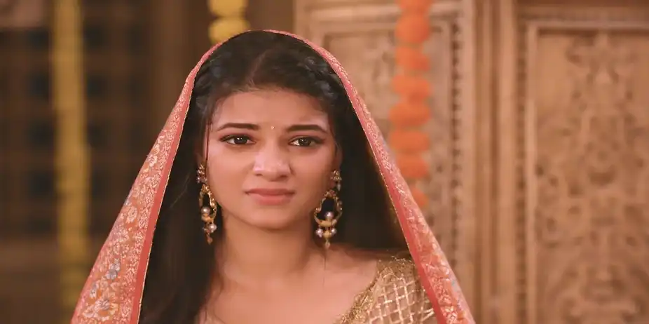 Ved's Attempt to Calm Tara - Saru