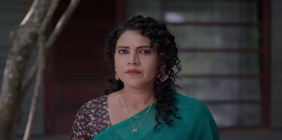 Poornima's Question Shocks Kiran - Durga