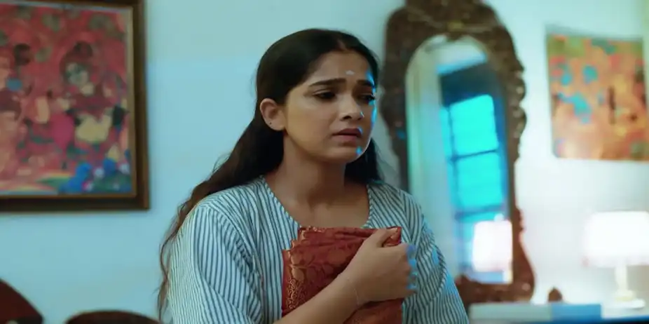 Sachi Decides to Sleep Under a Tree - Mangalyam