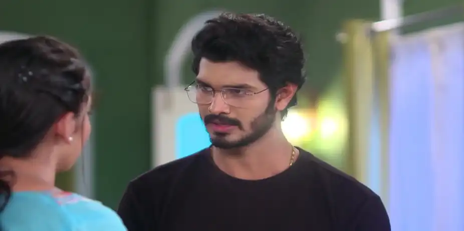 Golu's Request for Abhi and Mani - Tu Khara Mun Chaai