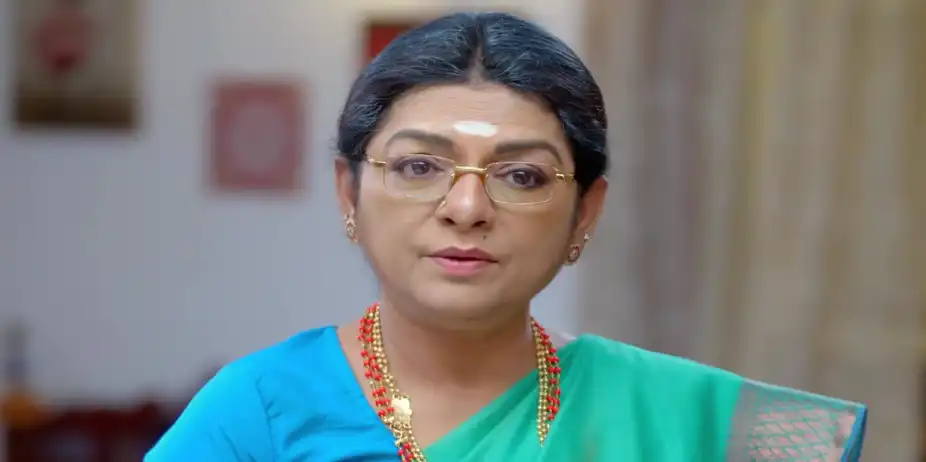 Raghuram Disapproves of Ramaniamma's Decision - Sandhya Raagam