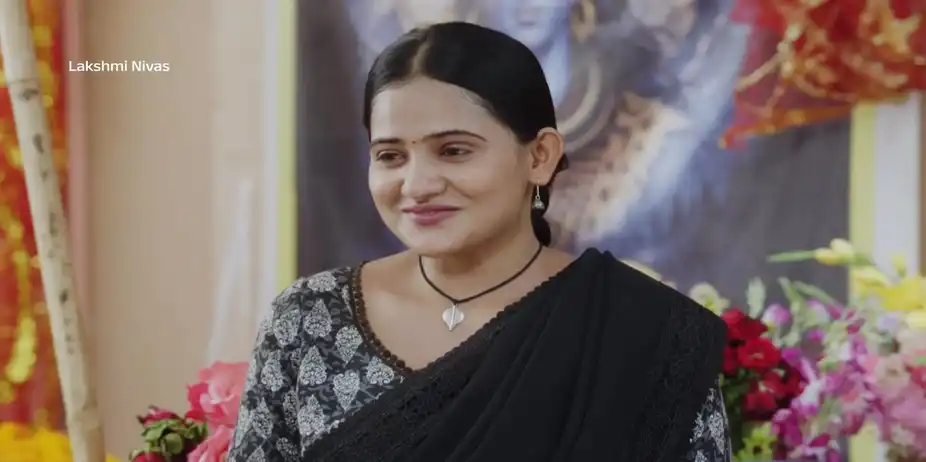 Raju Gifts Champa a Pair of Anklets - Lakshmi Nivas - Promo
