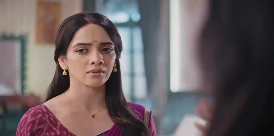 Jagadhatri Is Stunned by Maya's Actions - Jagadhatri