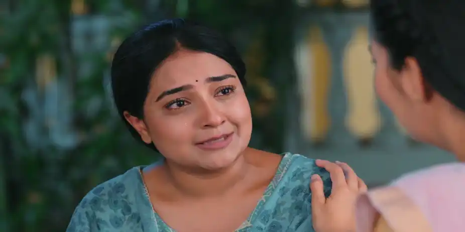 Revati Consoles Radhika - Lakshmi Nivas
