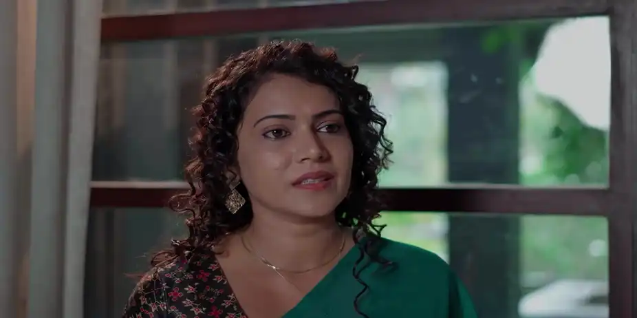 Chandramathi Overhears Poornima's Conversation - Durga
