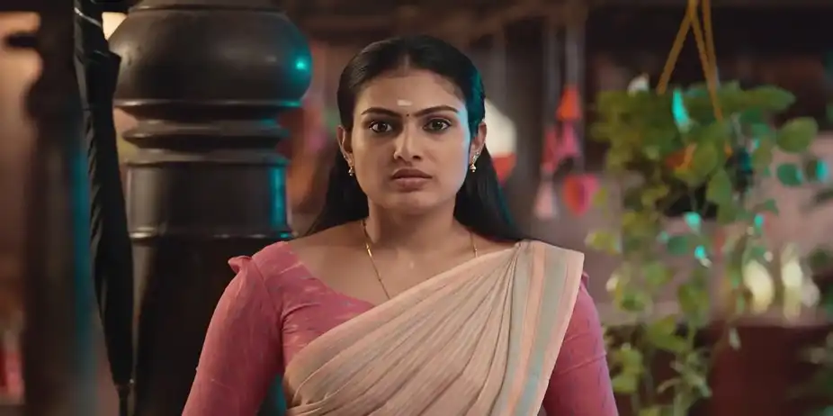 Giri Has a Word with Ratna - Valyettan