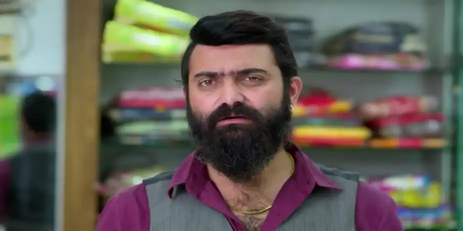 Dhandapani's Goon Meets Uthaman - Annamalai Kudumbam