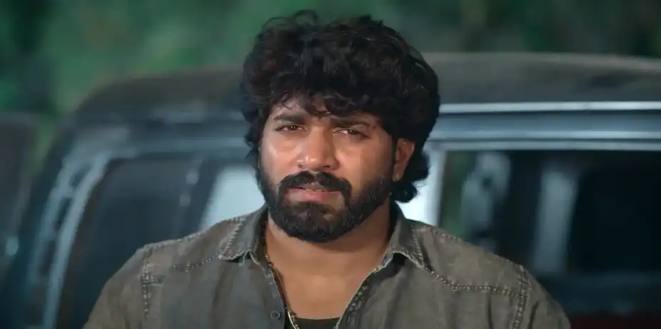 Karna Feels Helpless - Chinnan Siru Kiliye