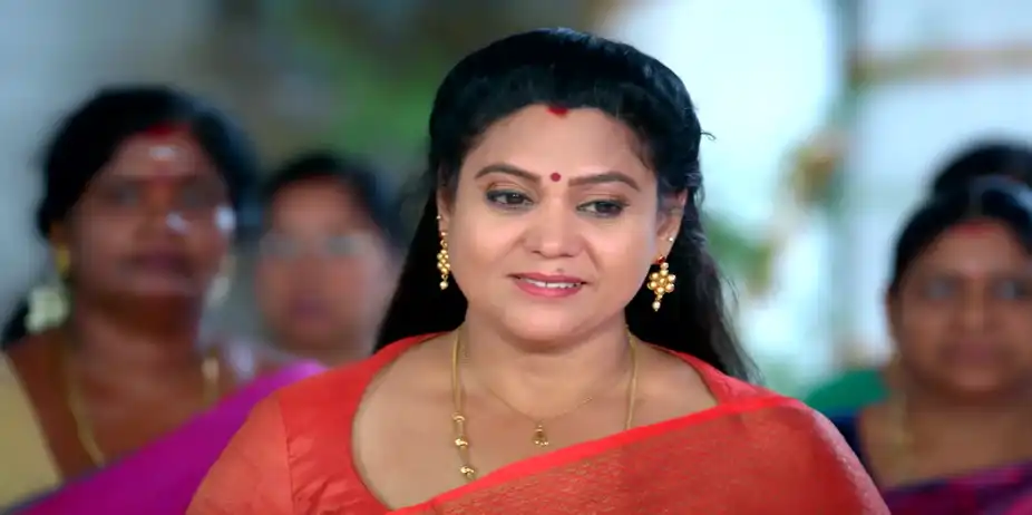 Raghav Gets Disturbed - Paarijatham