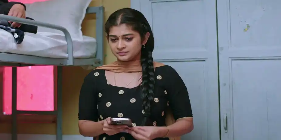 Sanjeeva Scolds Lakshmi - Adi Lakshmi Purana