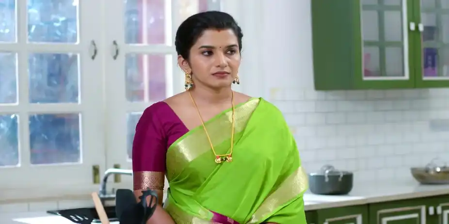 Kalyani Is Criticised with Sarcastic Words - Krishna Rukku