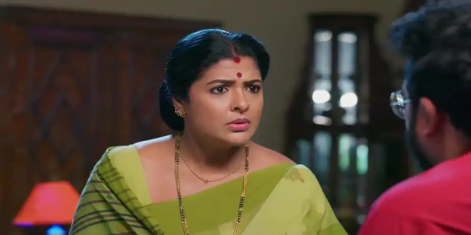 Rajaram Adorns Janaki with Anklets - Sandhyaraaga
