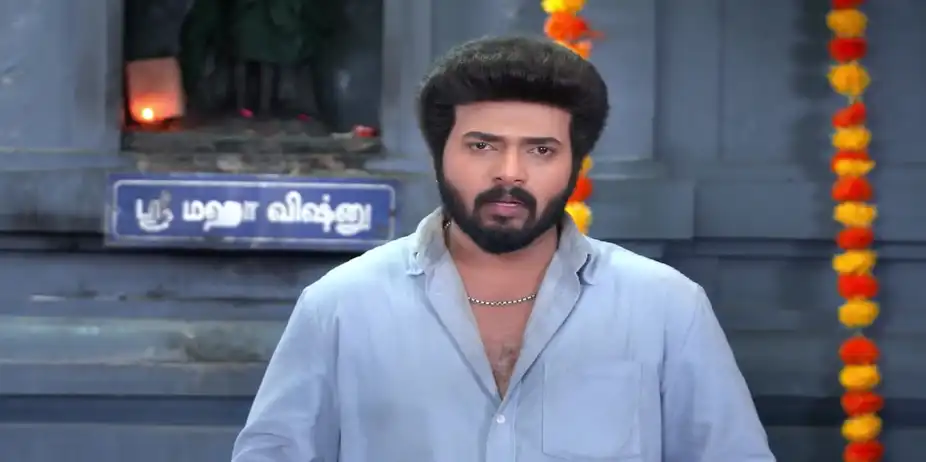 Karthikeyan Questions Revathi - Karthigai Deepam