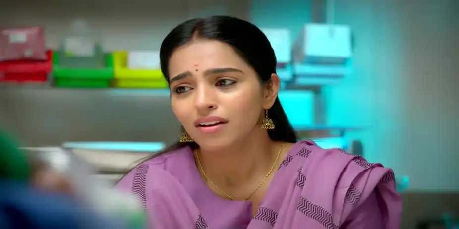 Sumathi's Condition Shatters Meenakshi - Vaagai Sooda Vaa