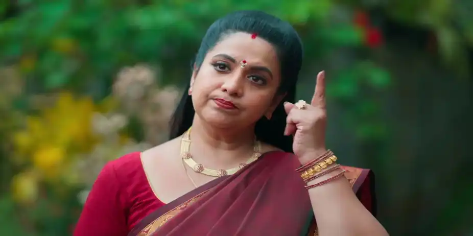 Ramadevi Instigates Narendran - Chembarathy