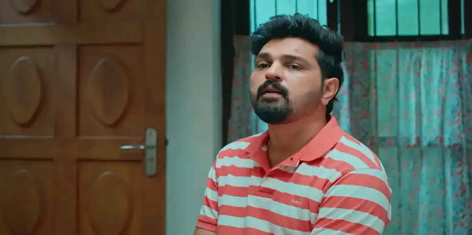 Parameshwaran Shares His Suspicions with Varun - Snehapoorvam Shyama