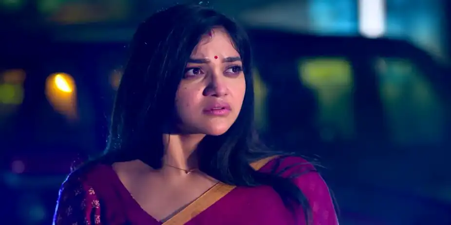Kinkar Sends for Aniket - Chirodini Tumi Je Amar