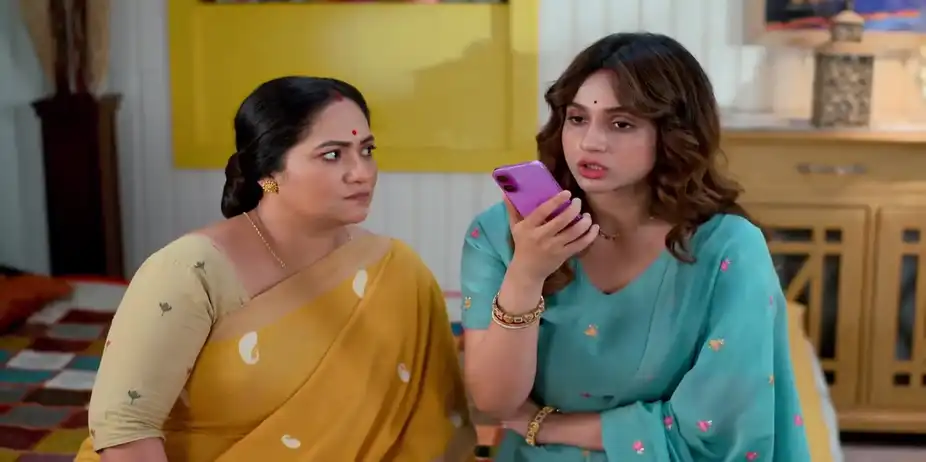 Bonolata Sways Sudeb’s Mind - Kone Dekhaa Alo
