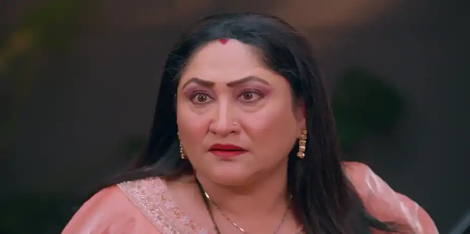 Kaushalya Breaks the News of Kirti Being Jailed - Jaane Anjaane Hum Mile