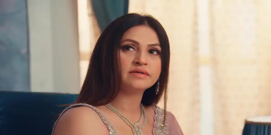 Pallavi Gets Irked by the Praise for Jagadhatri - Jagadhatri