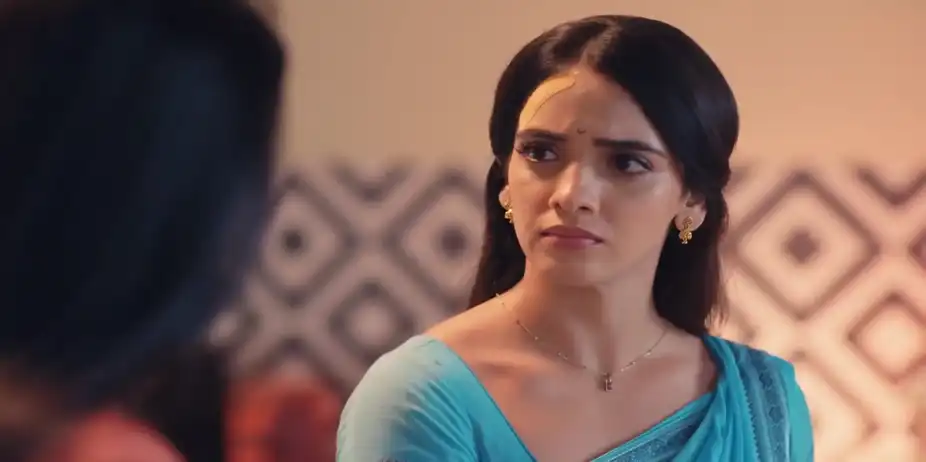 Jagadhatri Reveals about Gunjan to Maya - Jagadhatri