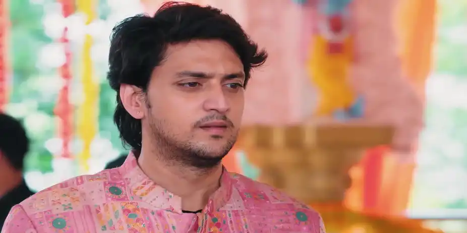 Kunal Lies about Not Knowing Bhoomika - Lakshmi Nivas