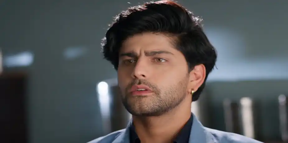 Vasudha Tells Devansh about Samar's Action - Vasudha