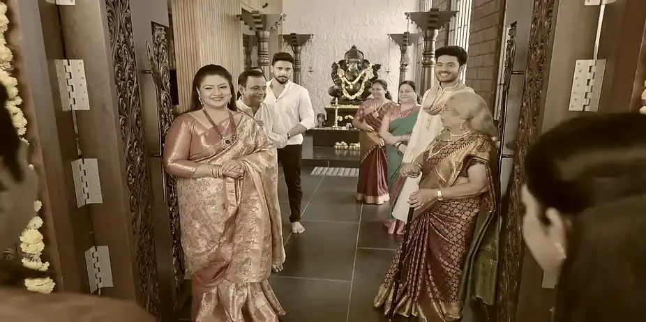 Diya Has Jaydev Arrested - Amruthadhaare - Promo
