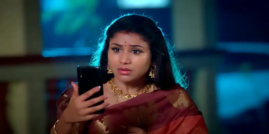 Isai Seeks Priya's Help - Paarijatham