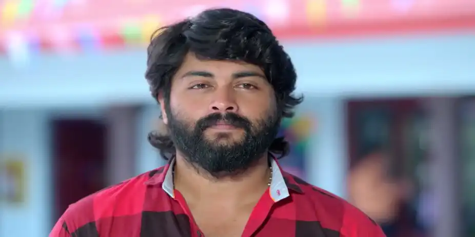 Veera Mocks Adithya - Veera