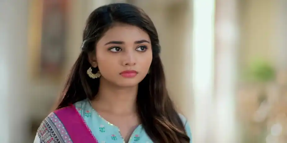 Shaon Plans a Ritual for Birendra - Saat Pake Bandha