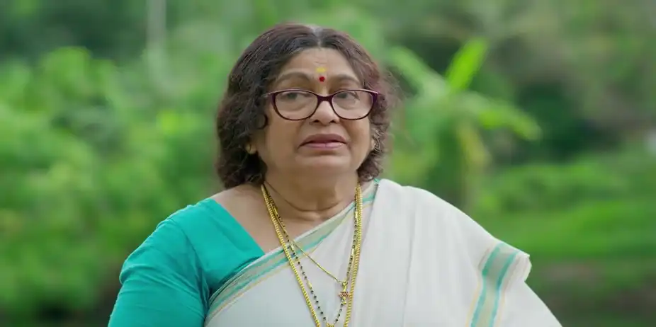 Saraswathi's Words Shock Sithara - KrishnaGadha