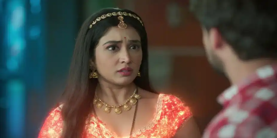 Jeetu Hides Truth from Latika - Gharwali Pedwali