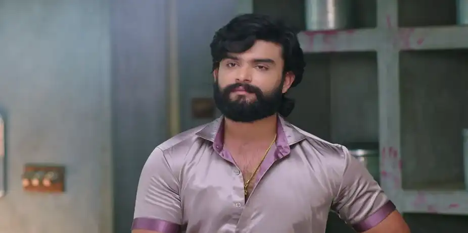 Rathna Wonders about Sharada's Enemy - Annayya